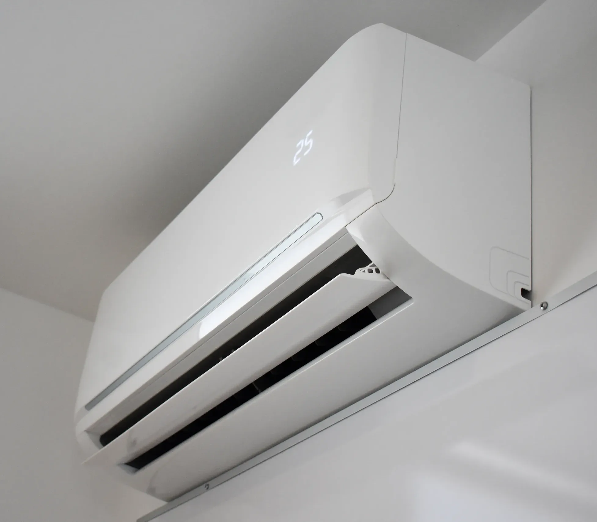 See how a bedroom mini-split can transform a hot Arizona bedroom into the perfect sleep environment.